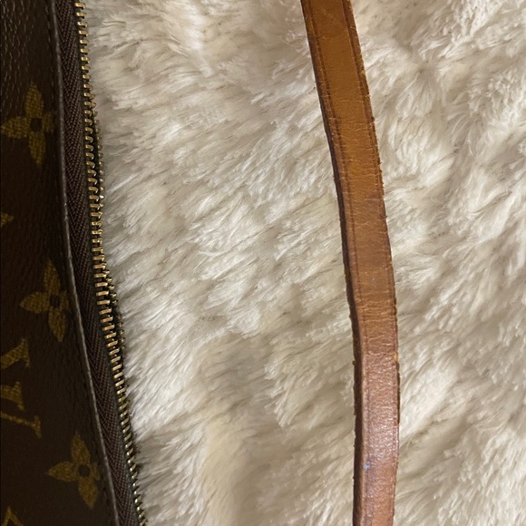 Louis Vuitton Dark Brown Monogram Shoulder Pochette Bag - Picture 6 of 16